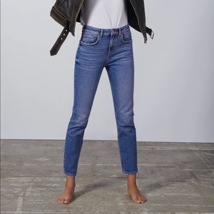Zara - The 90’s Slim Cropped Jeans
